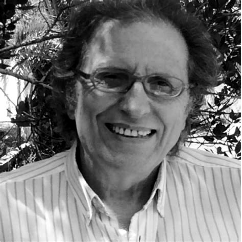 Adolfo Santoro, ritratto in bianco e nero