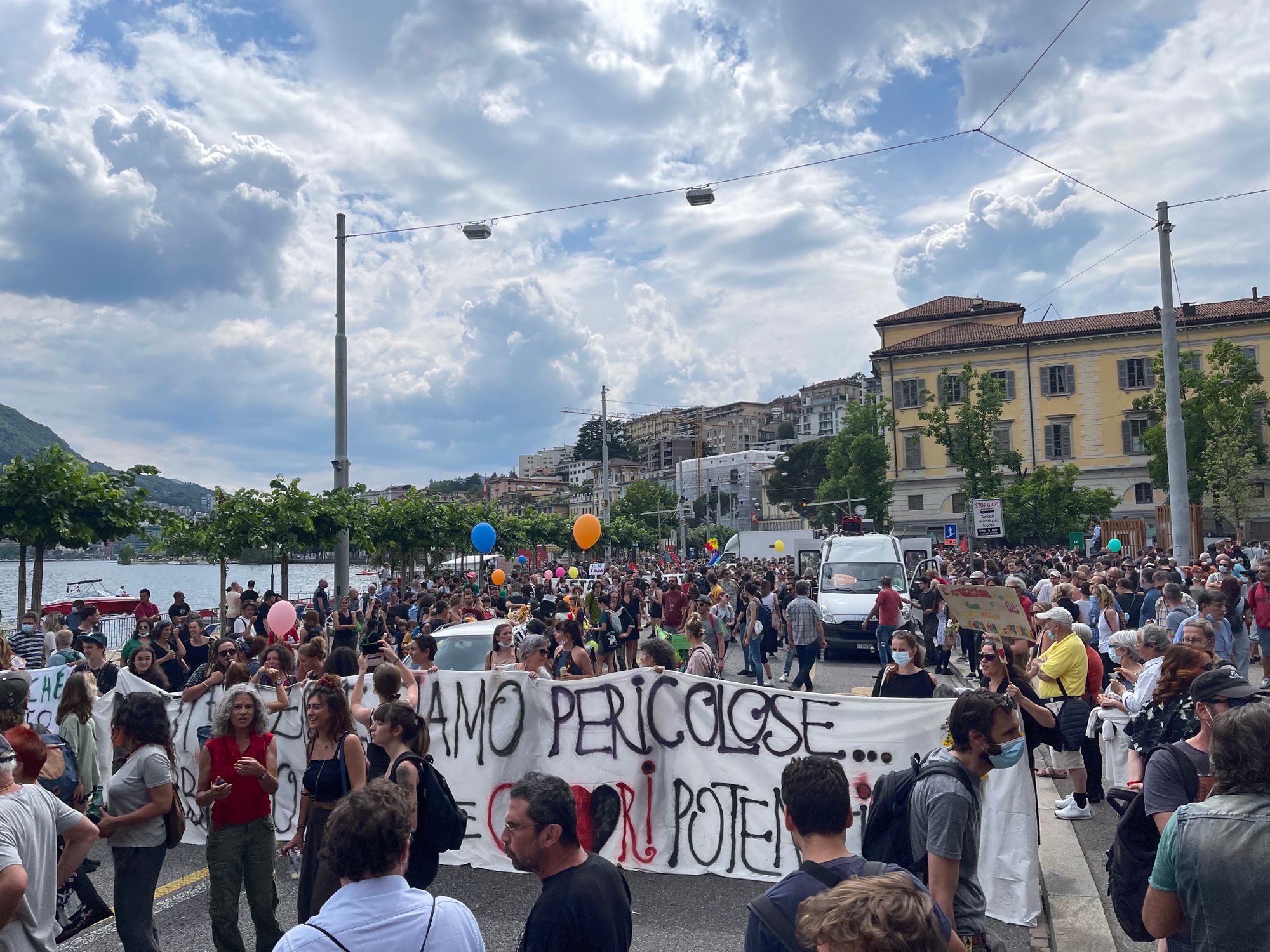 Lugano è in fiamme