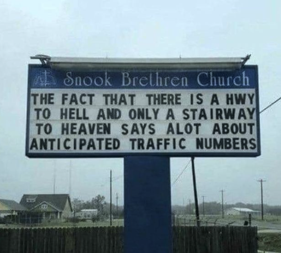 Backstage Magazine #6  | Religione vs ateismo: la dittatura | Patrizia Barbuiani: intervista RSI | capitolo 3 &ndash; la Clownesse dell’Anno del Cane |